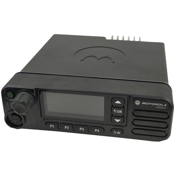 Профессиональная цифровая автомобильная рация Motorola DM4601e UHF LP (MDM28QNN9RA2AN) 26010 фото