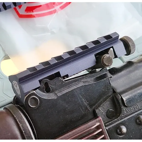 Швидкоз’ємна планка Пікатіні БМ