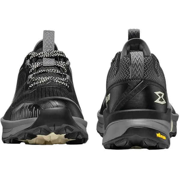 Трекінгові кросівки Garmont 9.81 Engage GTX з мембраною Gore-Tex, чорні з світло-сірим