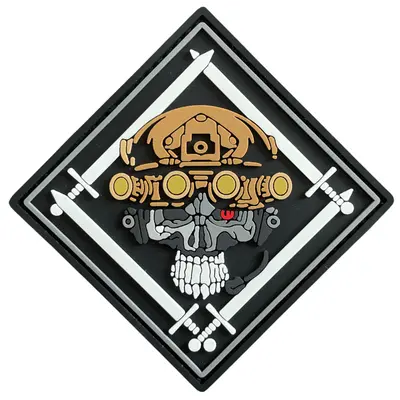 PVC patch “RHOMBUS WITH SKULL”