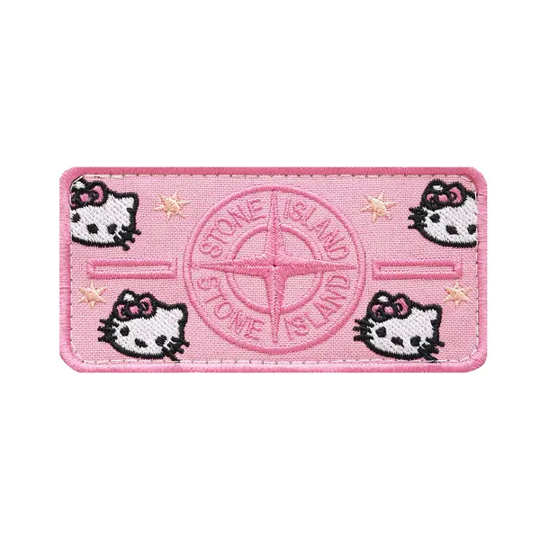 Розовый шеврон из хелоу кити "Stone Island"