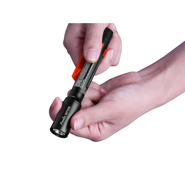 Ліхтар ручний Fenix WF05E