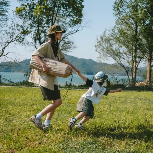 Самонадувний килимок Naturehike CNK2550WS025, 30мм, зелений