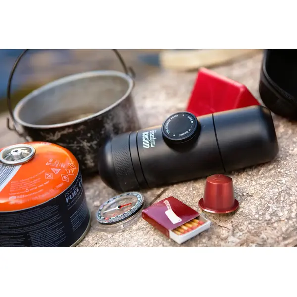 Портативна еспресо-кавоварка Wacaco Minipresso NS, механічна, для капсул