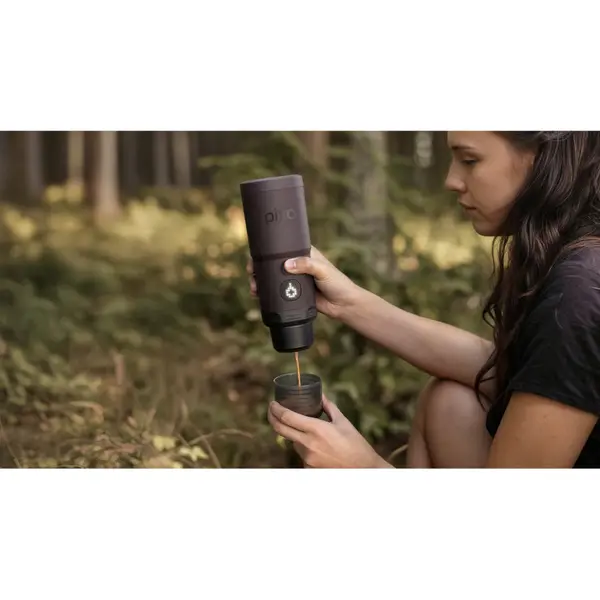 Портативна електрична еспресо-кавоварка Wacaco Pixapresso для меленої кави та капсул, темний бурґунд