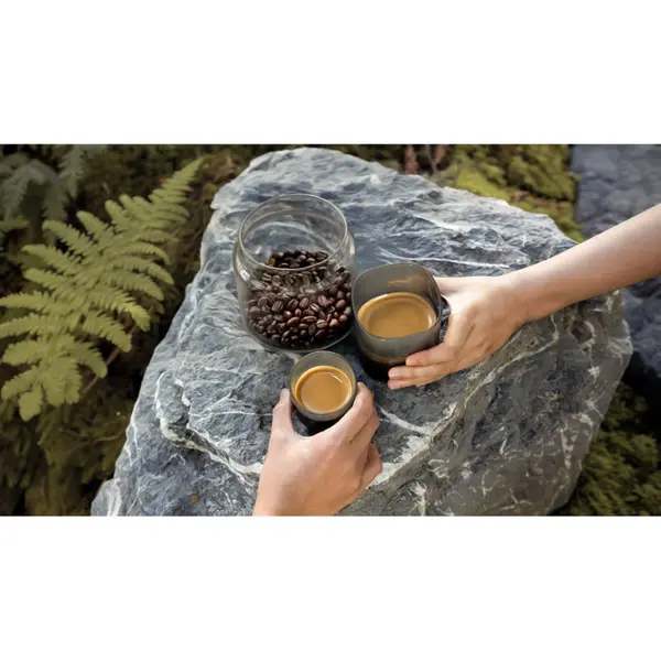 Портативна електрична еспресо-кавоварка Wacaco Pixapresso для меленої кави та капсул, темний бурґунд