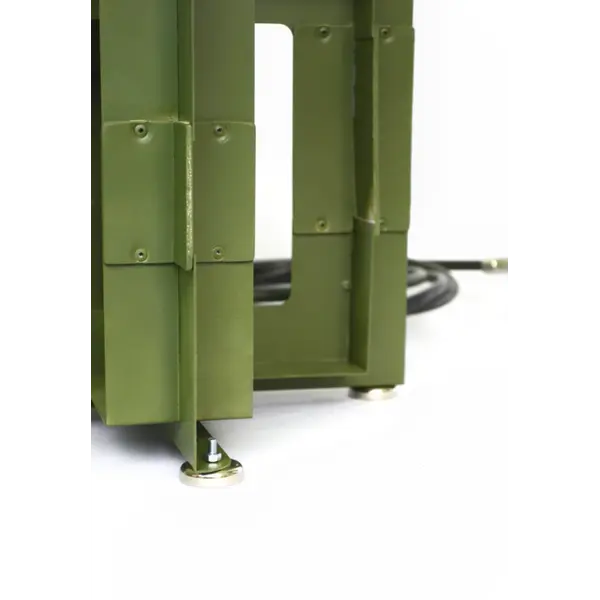 Quadrifilar antenna 300