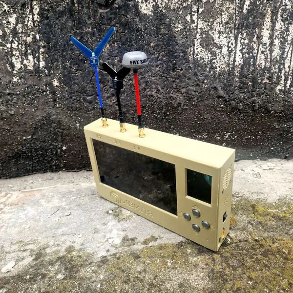 Профессиональный детектор дронов «Волна-3» (1.2 / 3.3 / 5.8 ГГц)