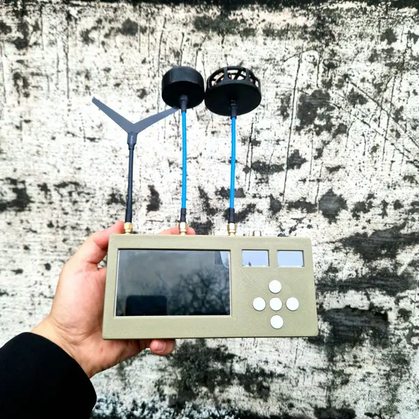 "Стевія FlyT" - ЧОТИРЬОХДІАПАЗОННИЙ ВІДЕОДЕТЕКТОР FPV-ДРОНІВ