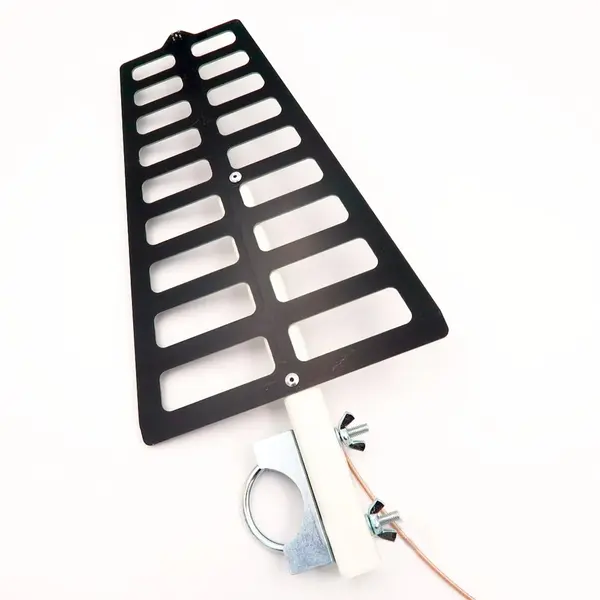 Антена логоперіодична 720-1050 MHz (текстоліт) з кріпленням на мачту