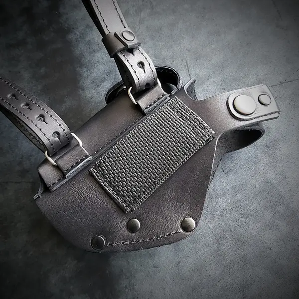 Оперативная кобура скрытого ношения под ПМ| черная| кожаная