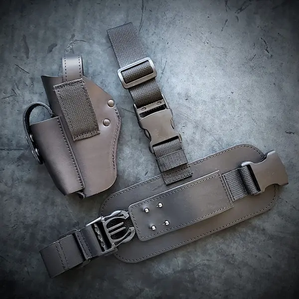 Набедренная кобура под ТТ| черная| кожаная