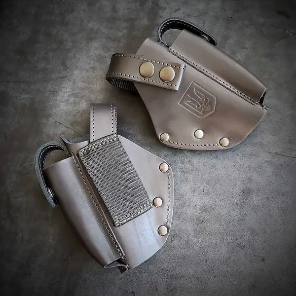 Кобура поясная| под ПМ| чёрная| кожаная с тиснением герб Украины