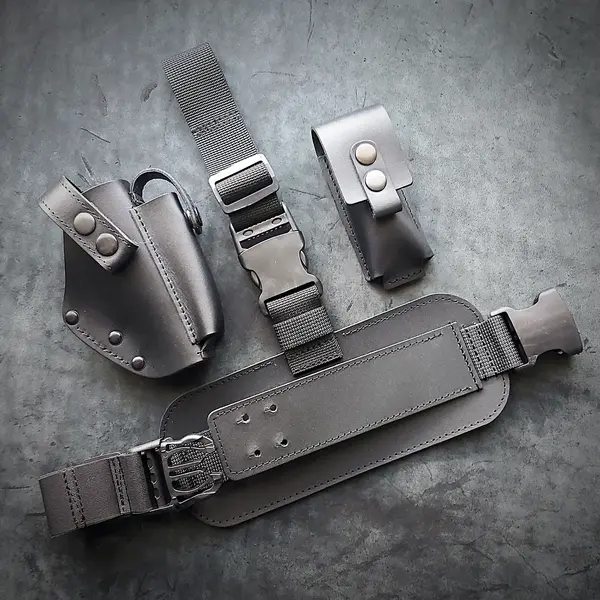 Набедренная кобура под ПМ с подсумком| кожаная| черная