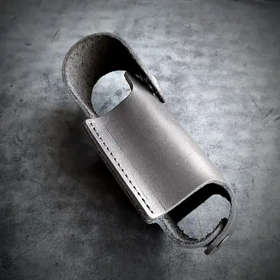 Підсумок для газового балончика | невеликий| шкіряний| чорний