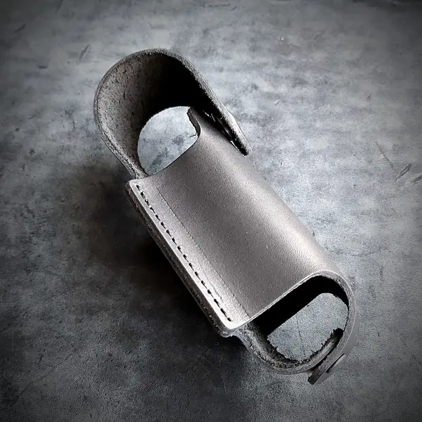 Подсумок для газового баллончика| маленький| кожаный| чёрный