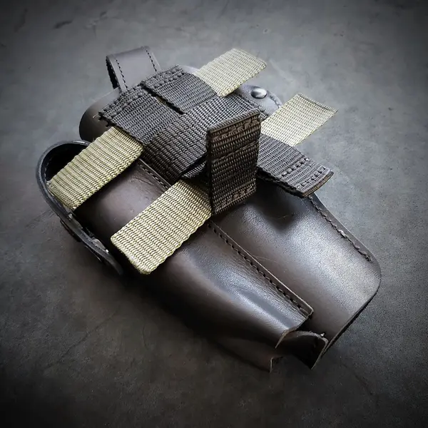 Кожаная кобура под АПС на MOLLE| чёрная