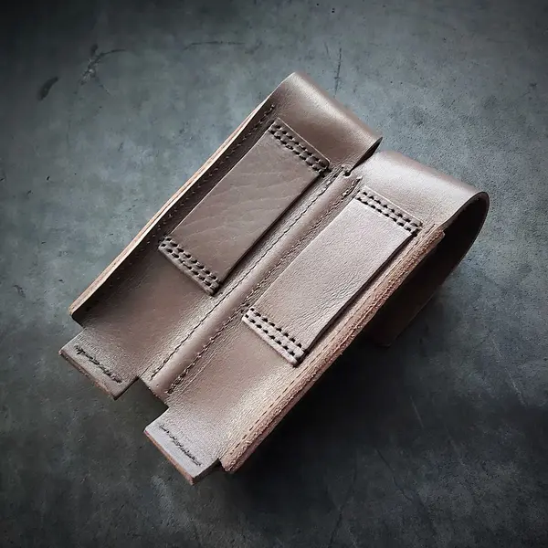 Кожаный подсумок под магазин АПС (паучер)| двойной, коричневый