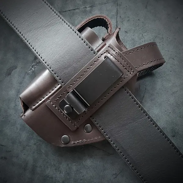 Кожаная кобура поясная для пистолета ПМ| герб Украины, на скобе| коричневая