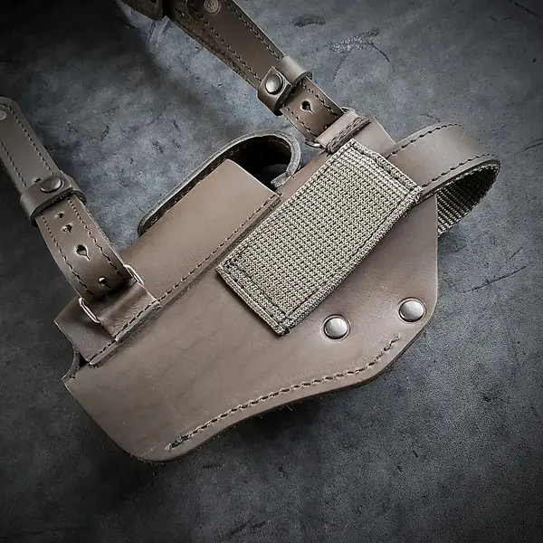 Оперативная кобура под ТТ с 4 магазинами| кожаная| цвет олива