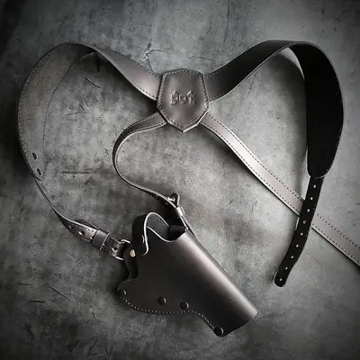 Оперативная кобура под револьвер| скрытого ношения| кожаная| черная