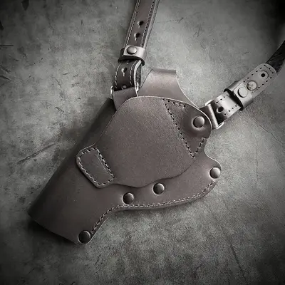 Оперативная кобура под револьвер| скрытого ношения| кожаная| черная