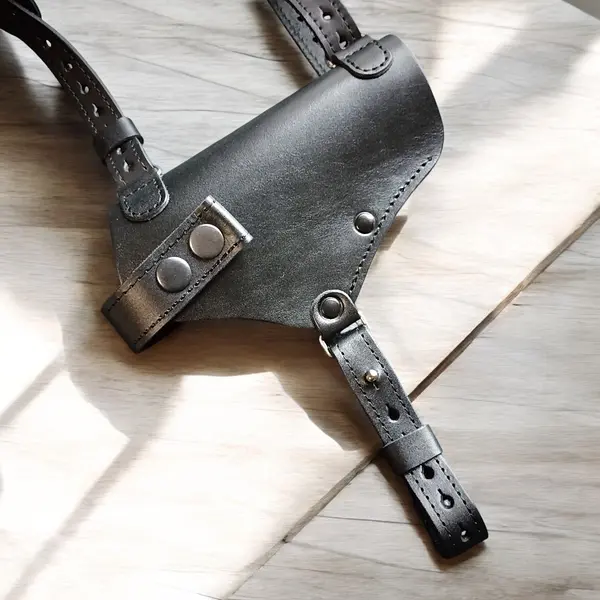 Кожаная оперативная кобура под Glock 17| с клипсой| чёрная