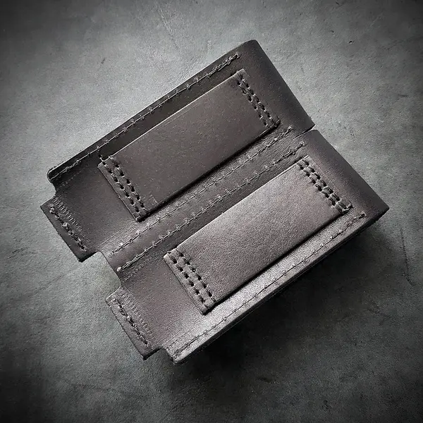 Кожаный подсумок под магазин Glock 19 (паучер)| двойной, чёрный