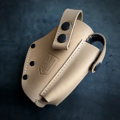 Шкіряна кобура поясна для пістолета ПМ | герб України, на скобі| койот