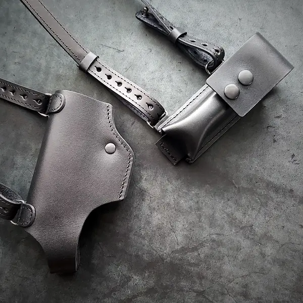 Кожаная оперативная кобура под Glock 19| с дополнительным магазином| чёрная