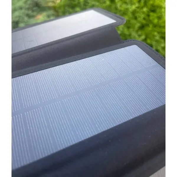 Внешний аккумулятор Xiamen 5V 1A Power Bank Solar с зарядом от солнечной энергии