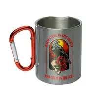 Кружка металлическая с красным карабином.