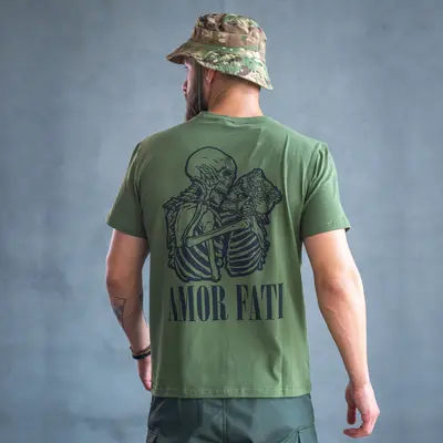 Футболка з принтом Amor Fati кулір шовкографія хакі L (48)