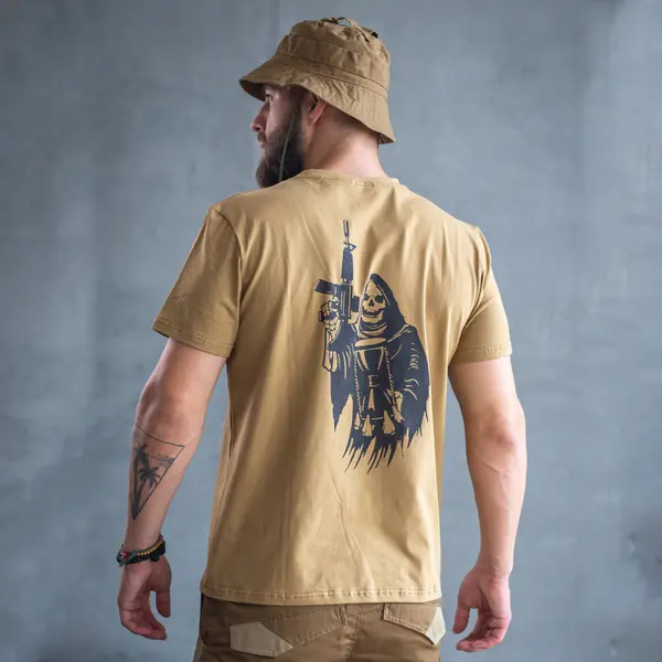 Футболка с принтом Смерть з автоматом кулир шелкография койот M (46)