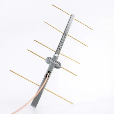 Антена Yagi-Uda Lite 750