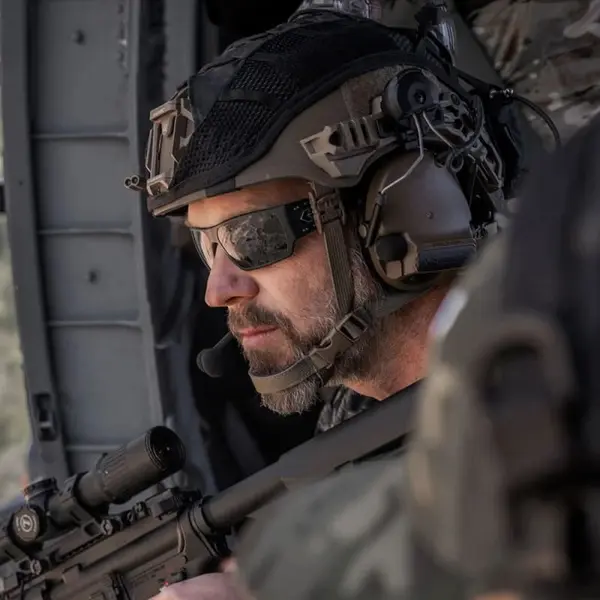 Захисні окуляри Gatorz Specter, Photochromic, ANSI Z87.1 Mil-Spec Ballistic, Black Cerakote - GZ-08-404