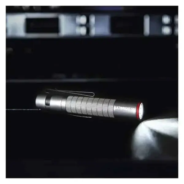 Фонарь ручной Emos P3150 Ultibright 50 100 Lm 1xAAA металл