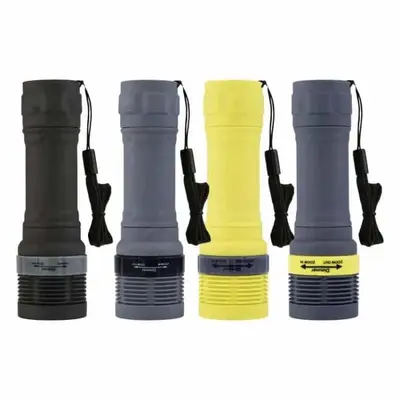 Фонарь ручной Emos P4703 75 Lm 3×AAA пластик фокус