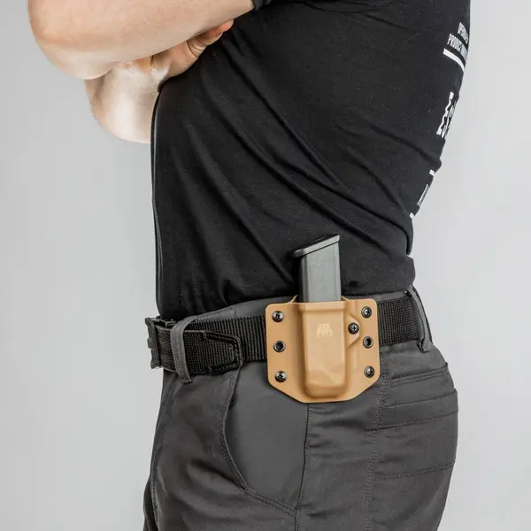 Паучер ATA-Gear Pouch v.1 ПМ/ПМР/ПМ-Т (правша/левша) Coyote Brown