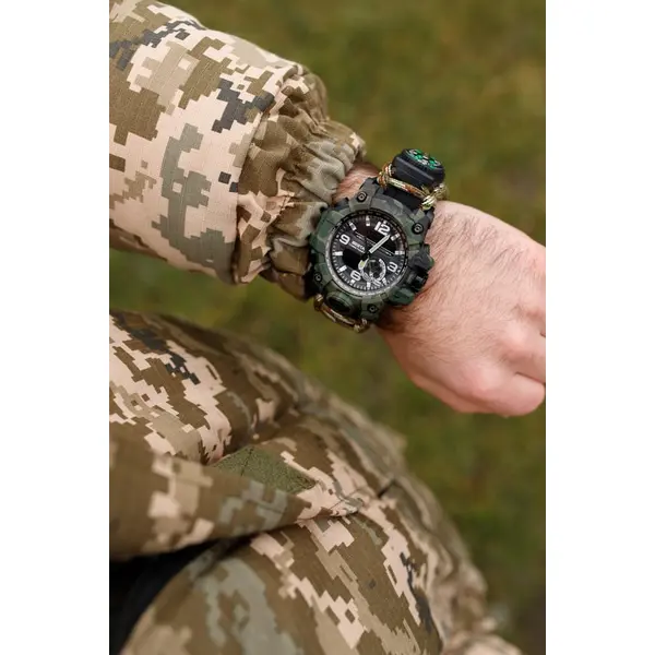 Besta Military з компасом