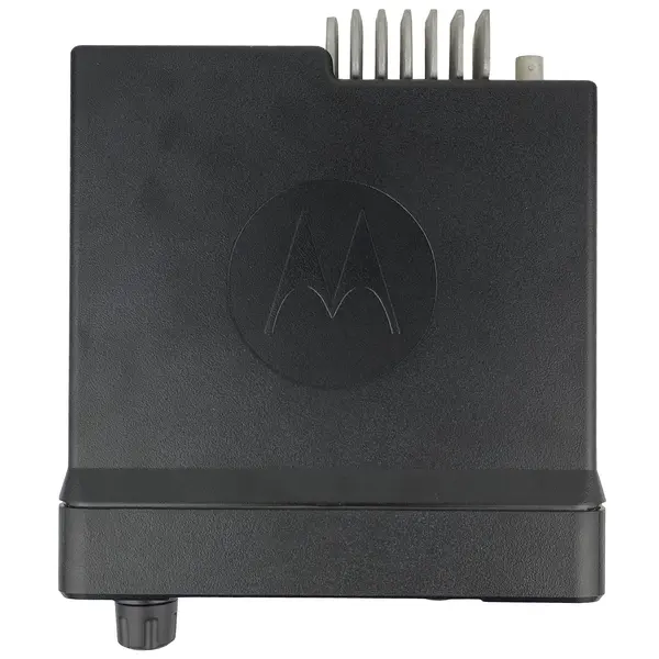 Профессиональная цифровая автомобильная рация Motorola DM4600e VHF LP (MDM28JNN9VA2AN)