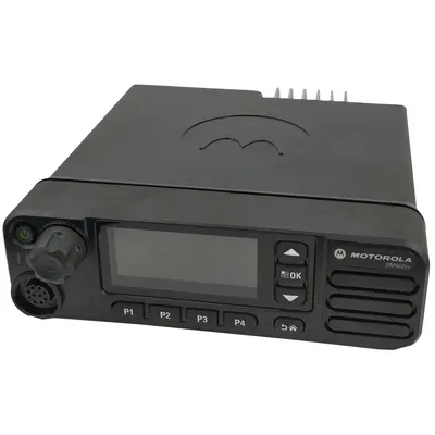 Професійна автомобільна цифрова рація Motorola DM4601e UHF LP (MDM28QNN9RA2AN)