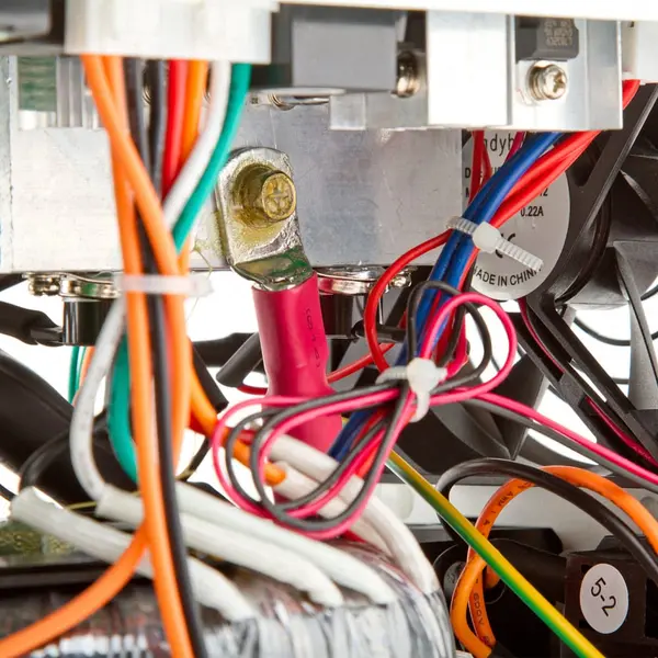 ДБЖ з правильною синусоїдою 12V LPY-PSW-800VA+(560Вт)5A/15A