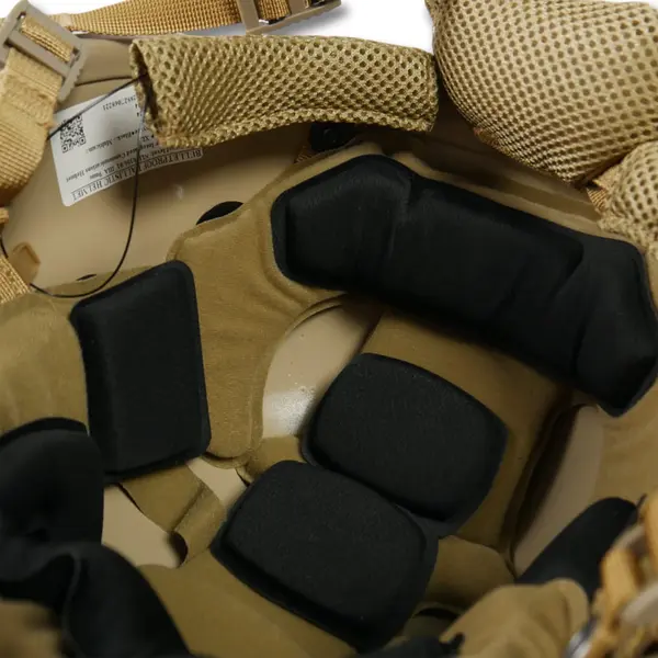 Шлем MICH 2000 Helmet PE NIJ IIIA койот
