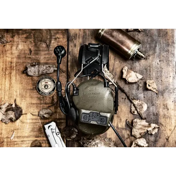 Навушники активні 3M MT14H418A-86 GN PELTOR™ ComTac™ VIII, зелені, 4-контакт (NATO)