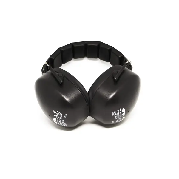 Навушники чорні захисні Pyramex PM3010 SNR 30.4dB, NRR 27dB