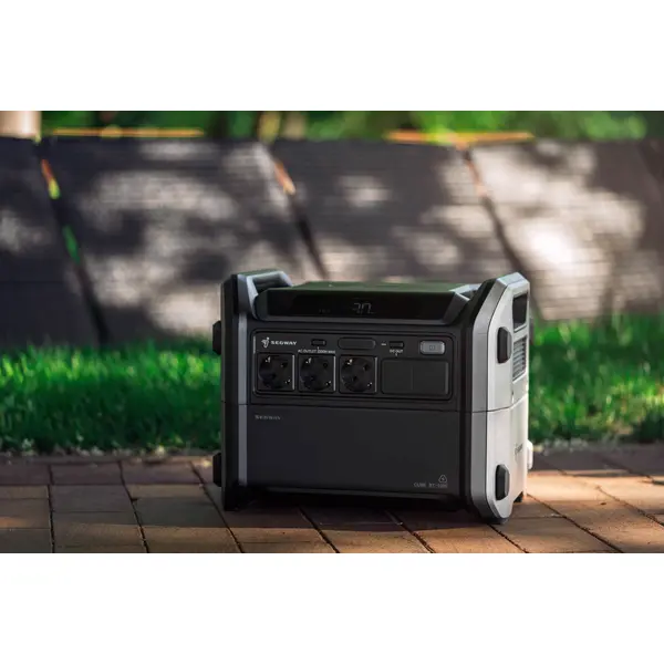 Портативная электростанция Segway CUBE 2000 (2584 Вт, R-Drive 4400 Вт, 2048 Вт·ч, IPX3, BT, расширение емкости, быстрая зарядка)